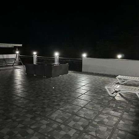 French Hotel Kobuleti Kültér fotó