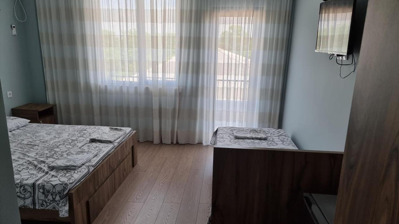 French Hotel Kobuleti Kültér fotó